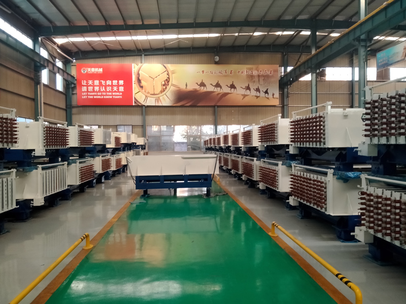 江西輕質(zhì)隔墻板機(jī)設(shè)備介紹，墻板機(jī)廠家